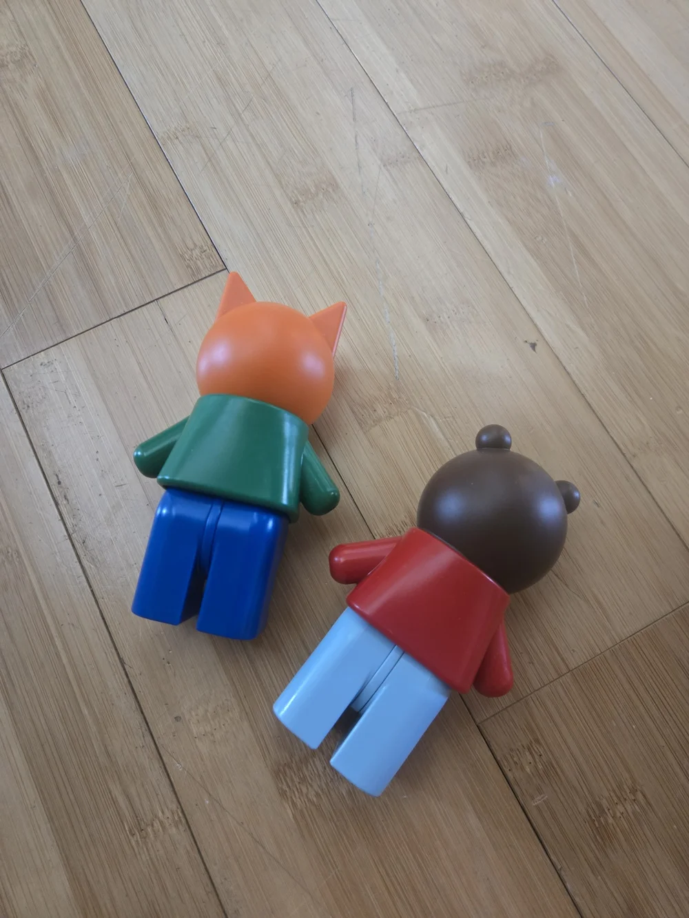 IKEA set Of 2 Dollhouse Animal Figures Orange Fox Brown Bear Cat Figures Toys